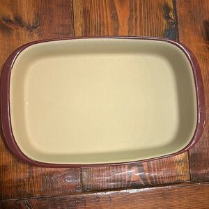 Gently Used pampered chef stoneware baking dish